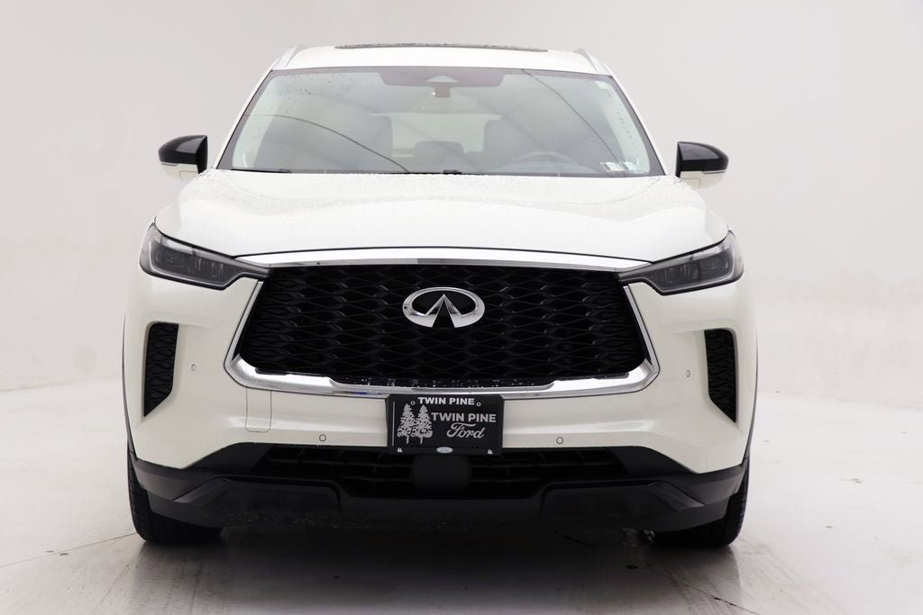 Used 2023 INFINITI QX60 Luxe w/ Performance Audio Package AWD/4WD image 4