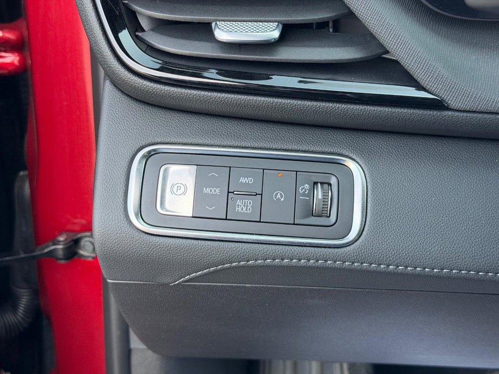 New 2026 Buick Enclave Sport Touring w/ Power Package image 17
