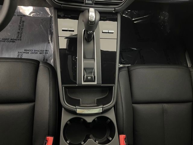 New 2025 Porsche Macan S image 41