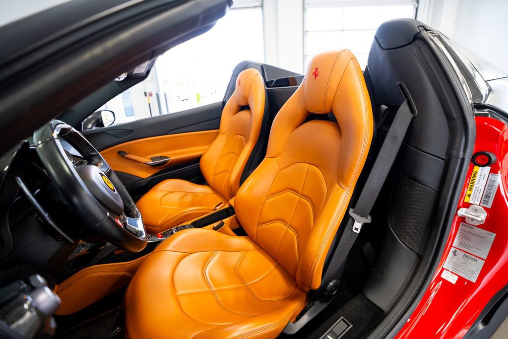 Used 2018 Ferrari 488 Spider RWD image 35