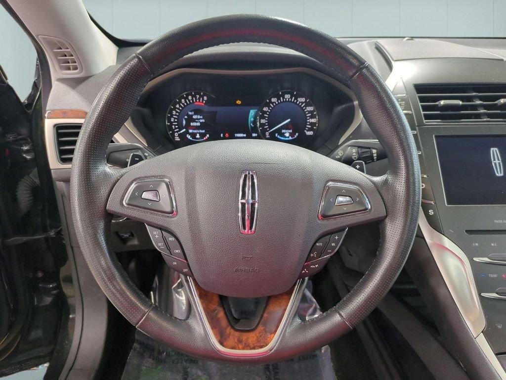 Used 2013 Lincoln MKZ AWD image 19
