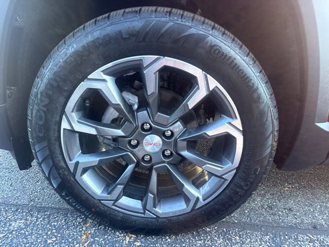 New 2027 GMC Terrain Elevation w/ Elevation Premium Package AWD/4WD image 4