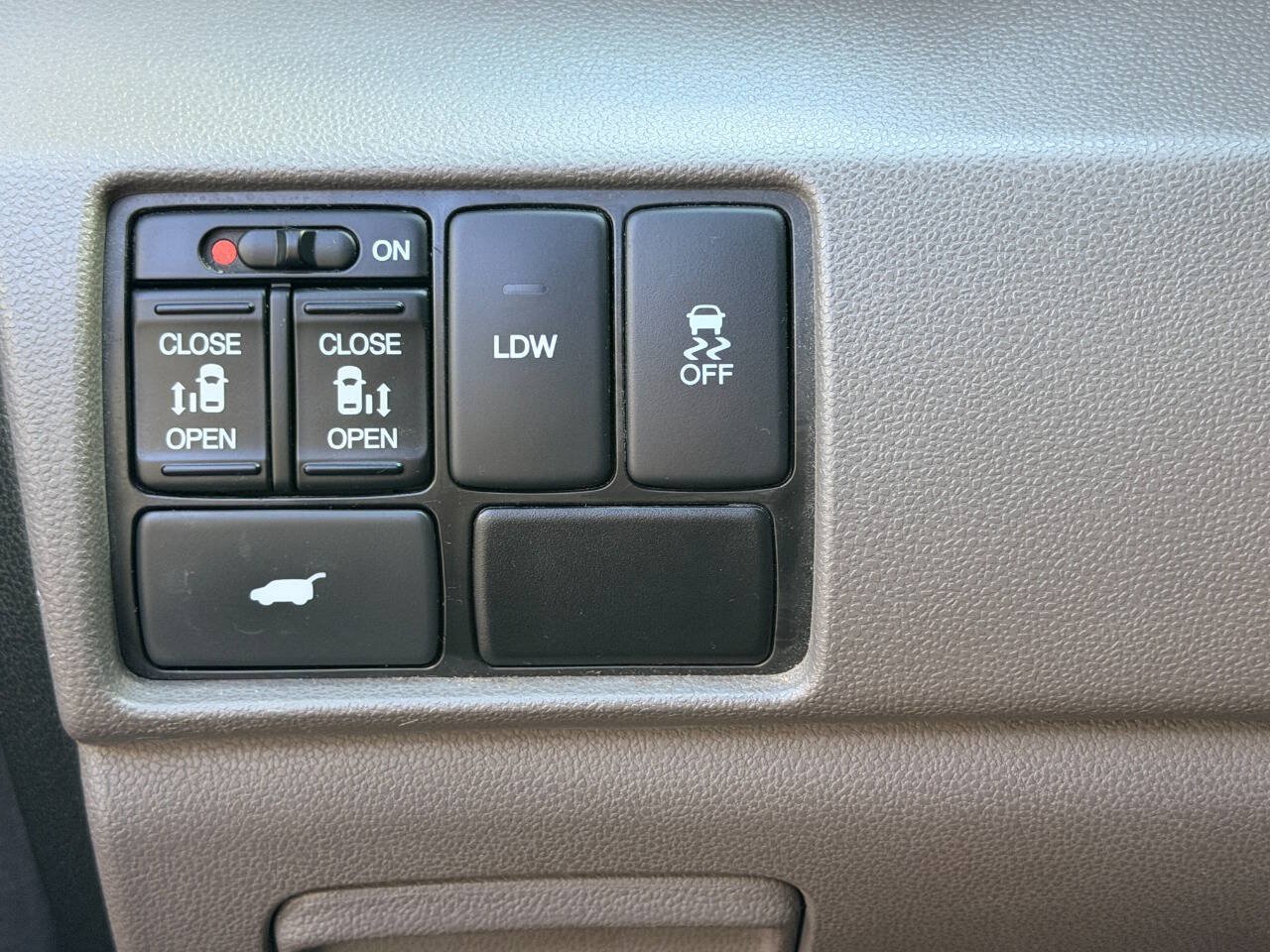 Used 2016 Honda Odyssey EX-L image 42