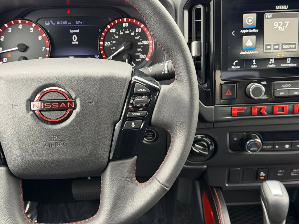 Used 2025 Nissan Frontier PRO-4X image 29