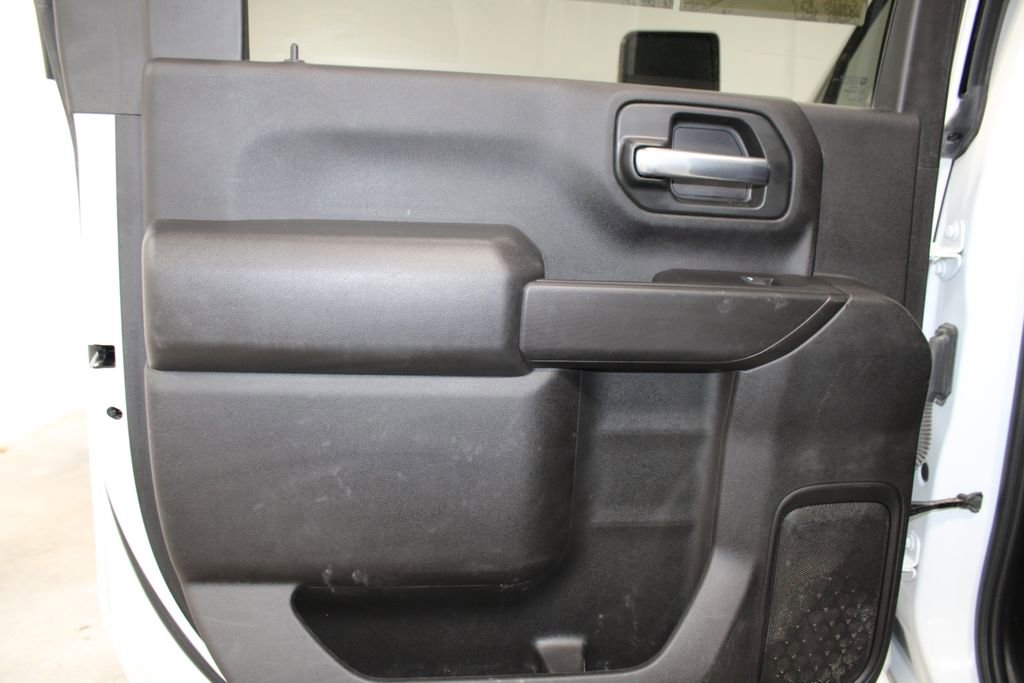 Used 2024 Chevrolet Silverado 2500 Custom w/ Custom Value Package image 24