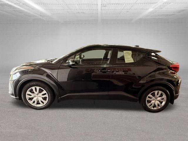 Used 2020 Toyota C-HR LE FWD image 4