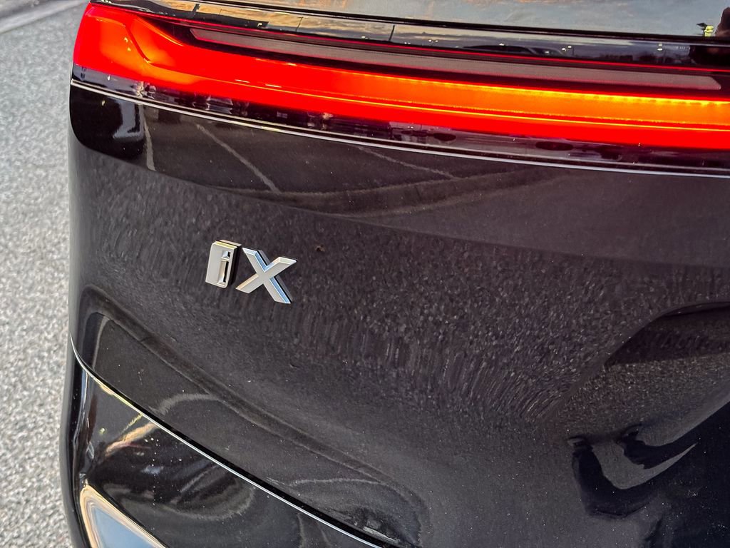 Used 2026 BMW iX xDrive45 image 7