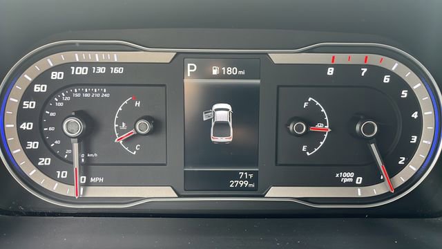 Used 2024 Hyundai Santa Cruz SEL image 9