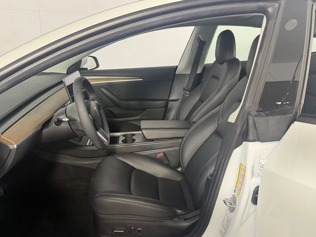 Used 2023 Tesla Model 3 Standard Range RWD image 28