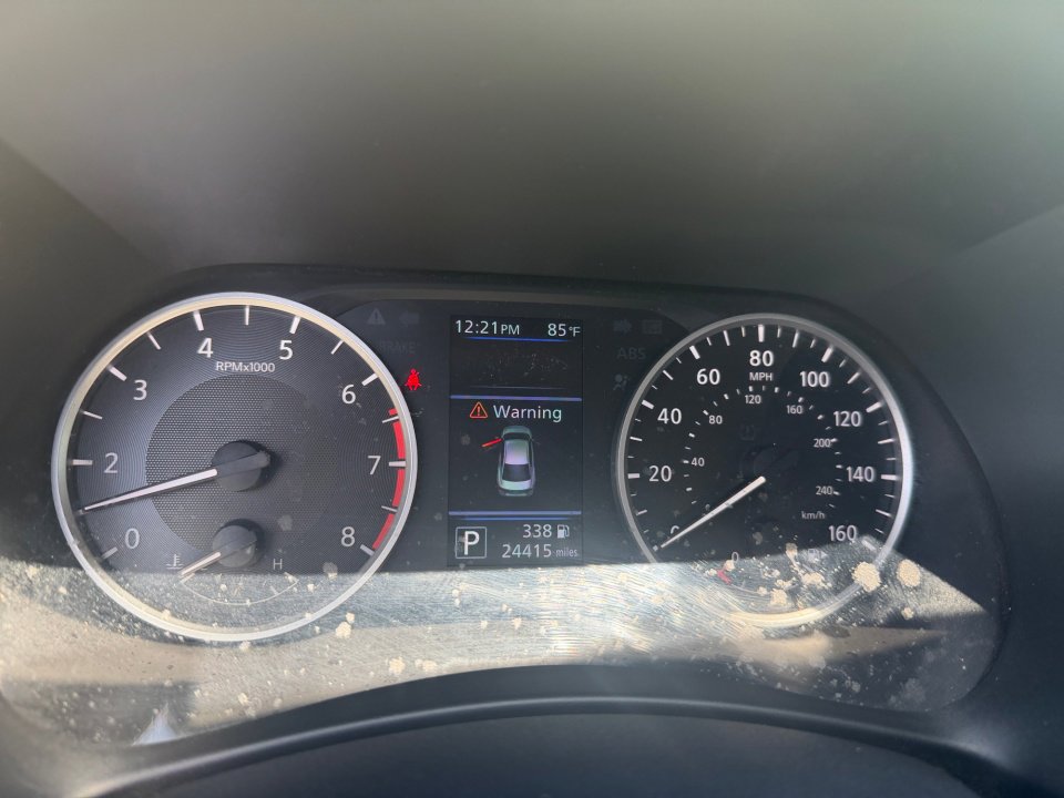 Used 2024 Nissan Sentra S FWD image 11
