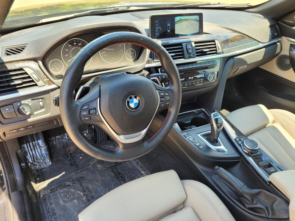 Used 2017 BMW 430i Convertible image 16