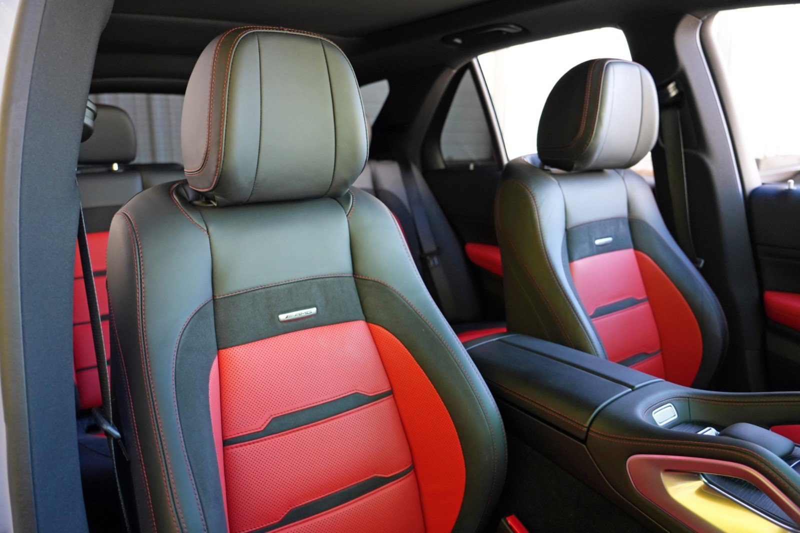 Used 2024 Mercedes-Benz GLE 53 AMG 4MATIC image 45