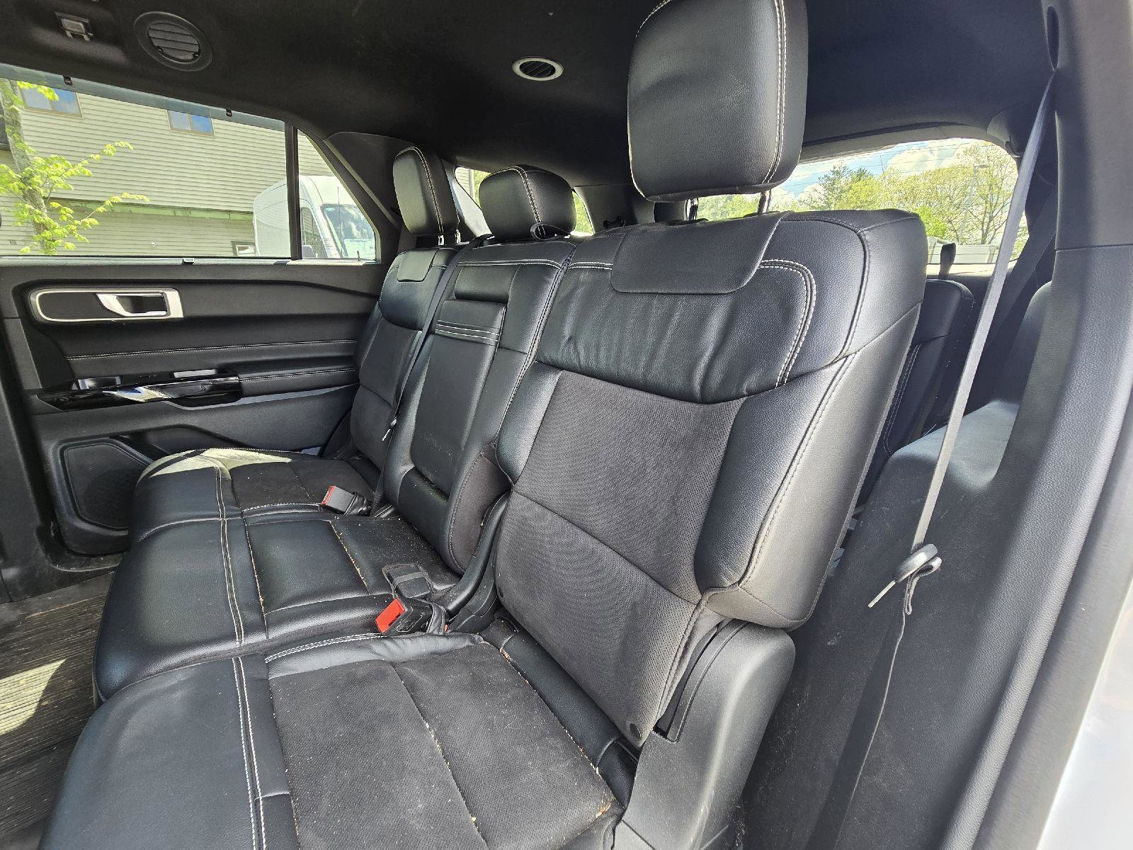 Used 2023 Ford Explorer ST AWD/4WD image 13