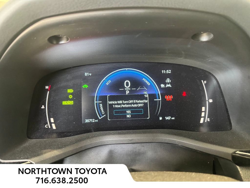 Used 2025 Toyota Camry SE FWD image 11