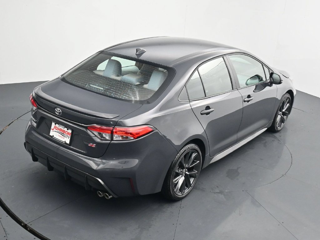 Used 2025 Toyota Corolla SE FWD image 29