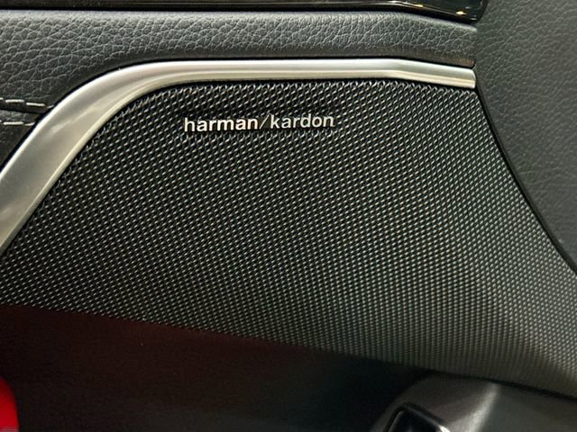 Used 2013 Mercedes-Benz SL 550 w/ Premium Pkg image 20