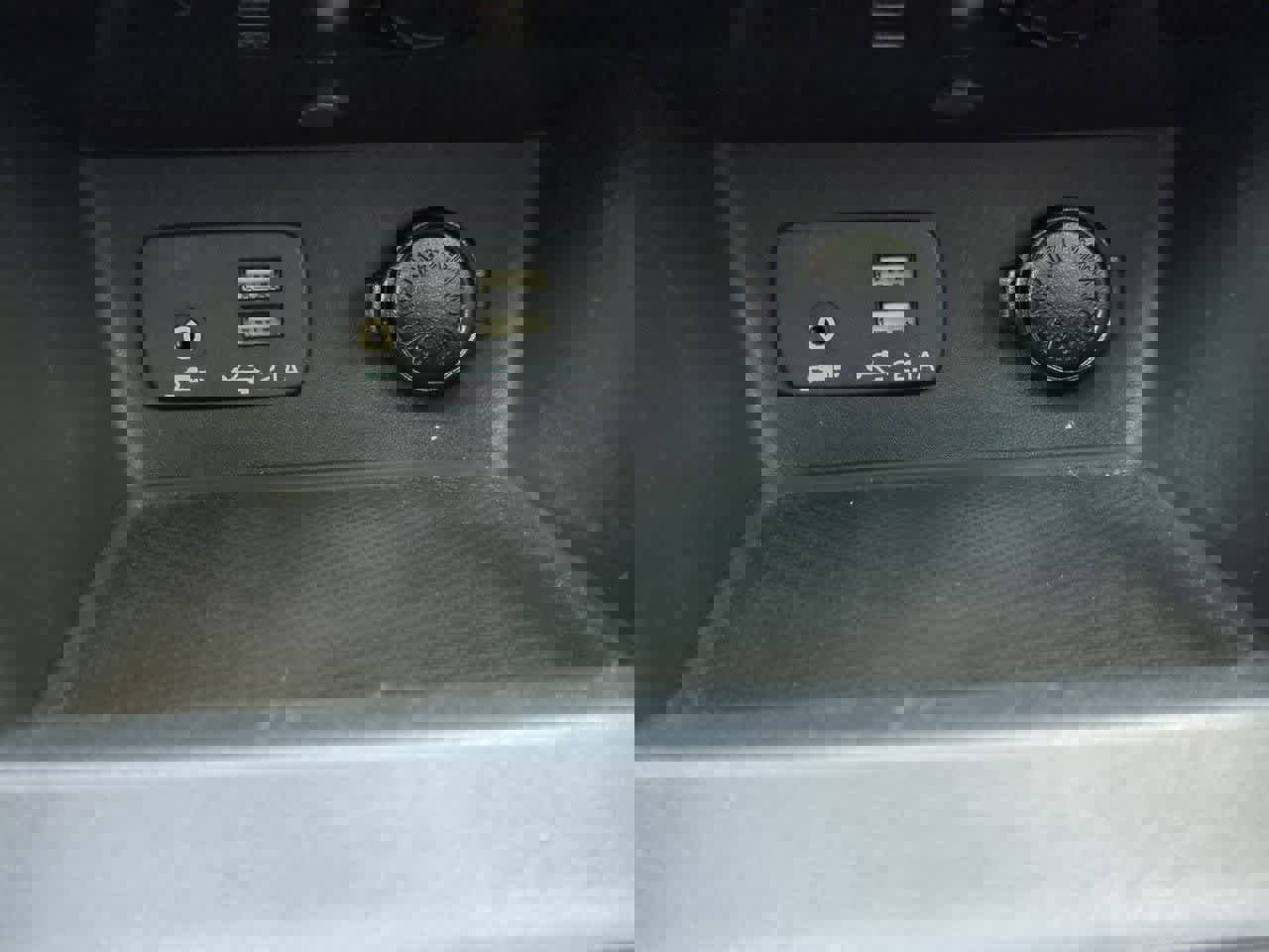 Used 2020 Subaru Forester Limited image 32