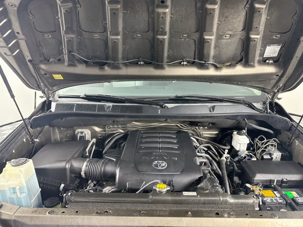 Used 2013 Toyota Tundra 4x4 CrewMax w/ TRD Off-Road Pkg image 29