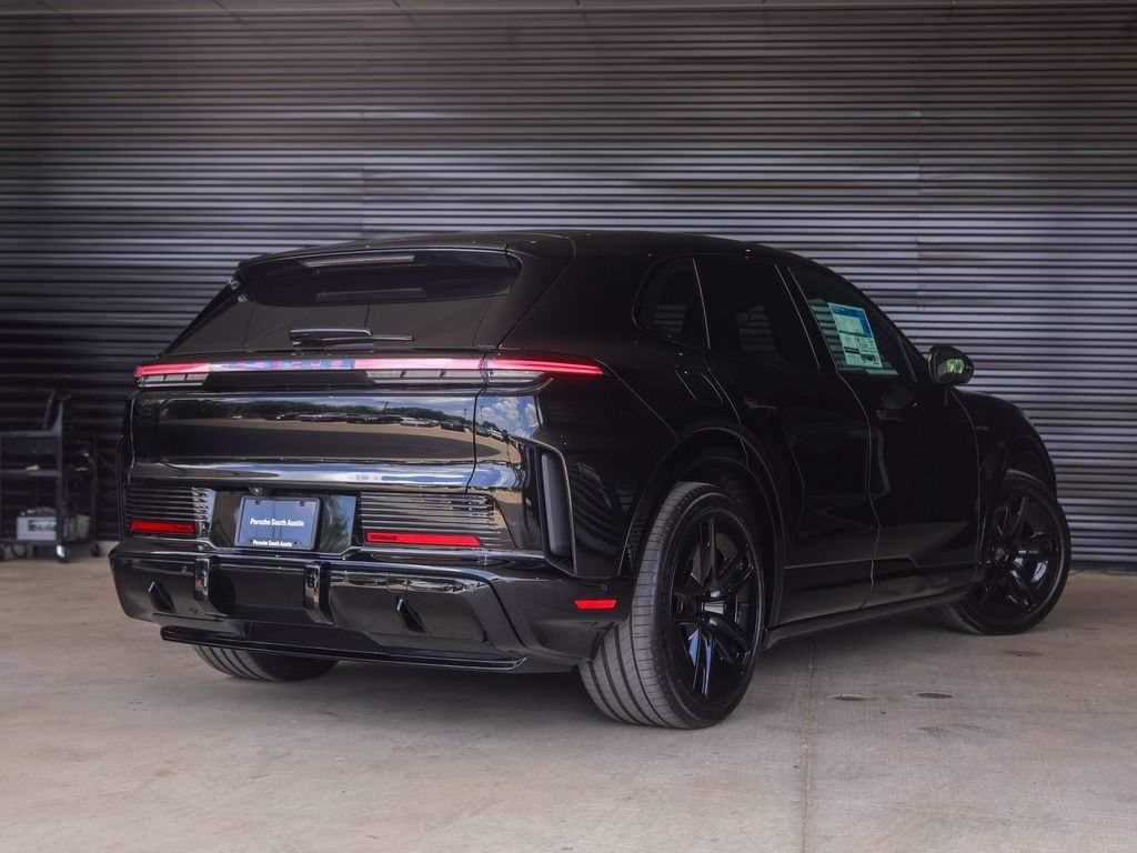 New 2026 Porsche Cayenne Turbo AWD/4WD image 7