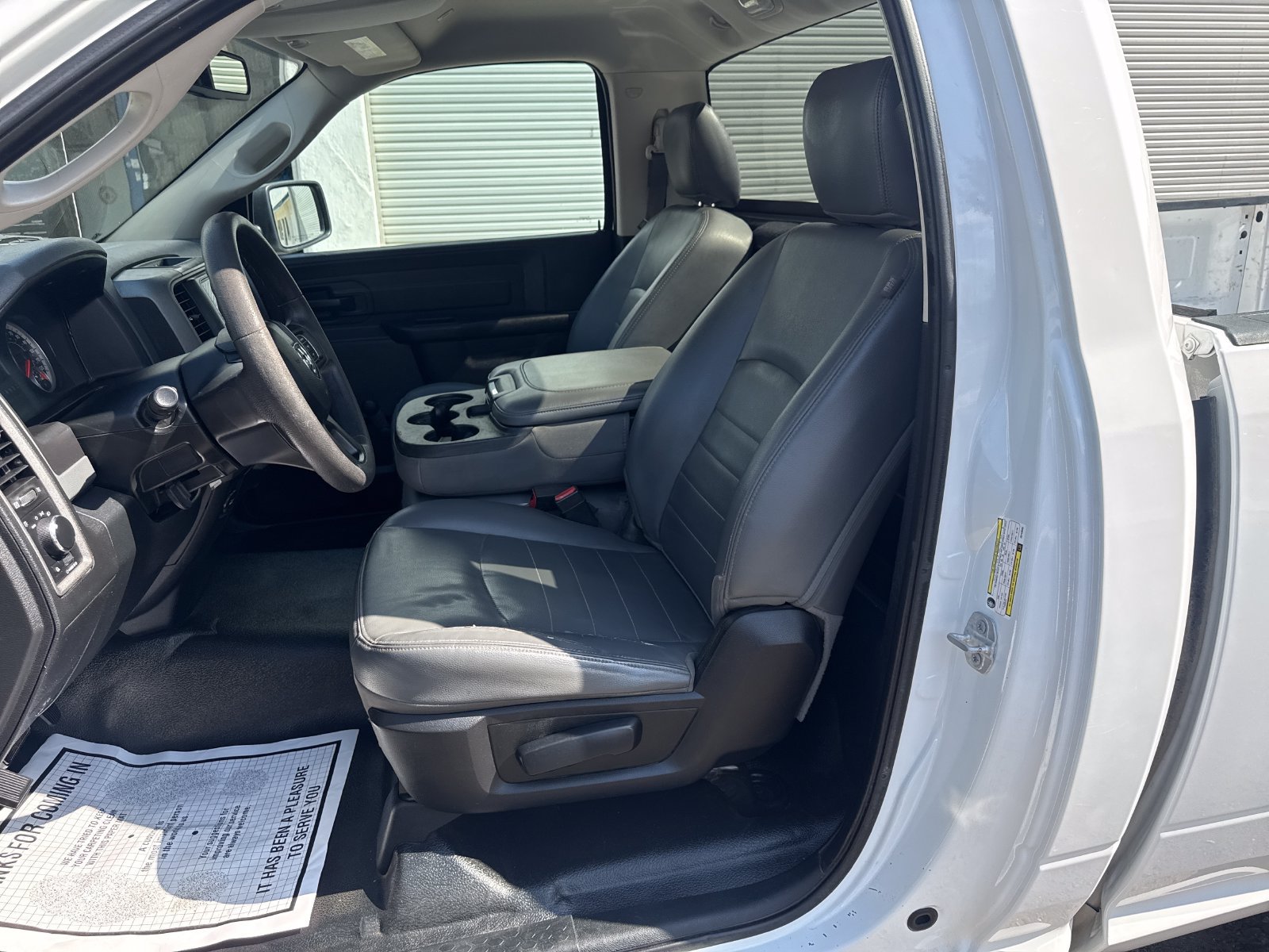 Used 2018 RAM 1500 Tradesman w/ Chrome Appearance Group RWD image 25