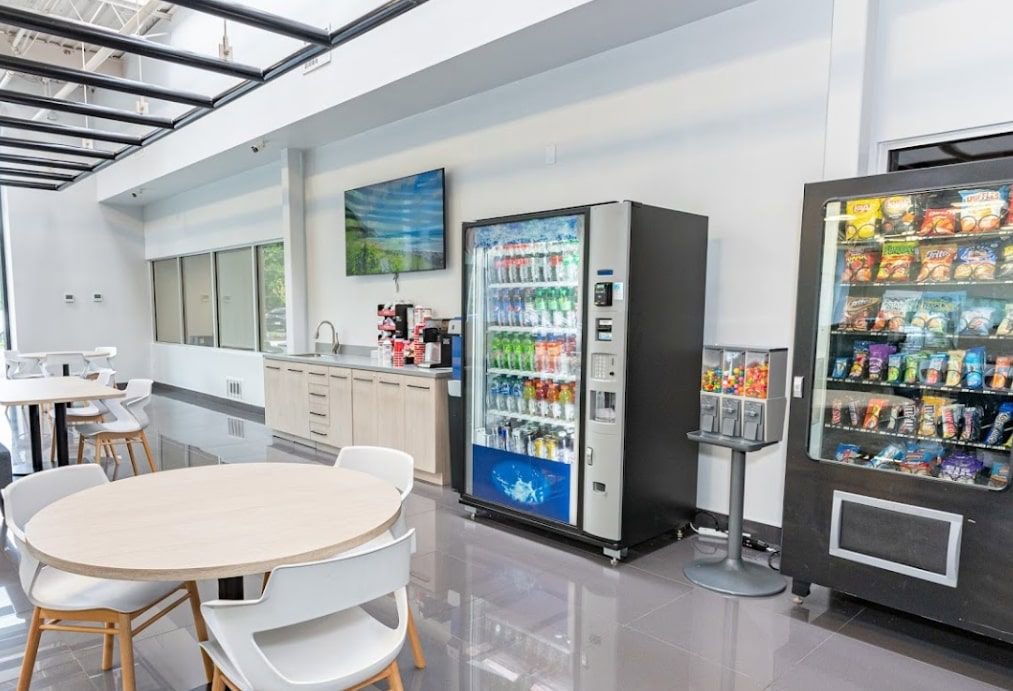 Used 2023 Dodge Charger SXT image 57