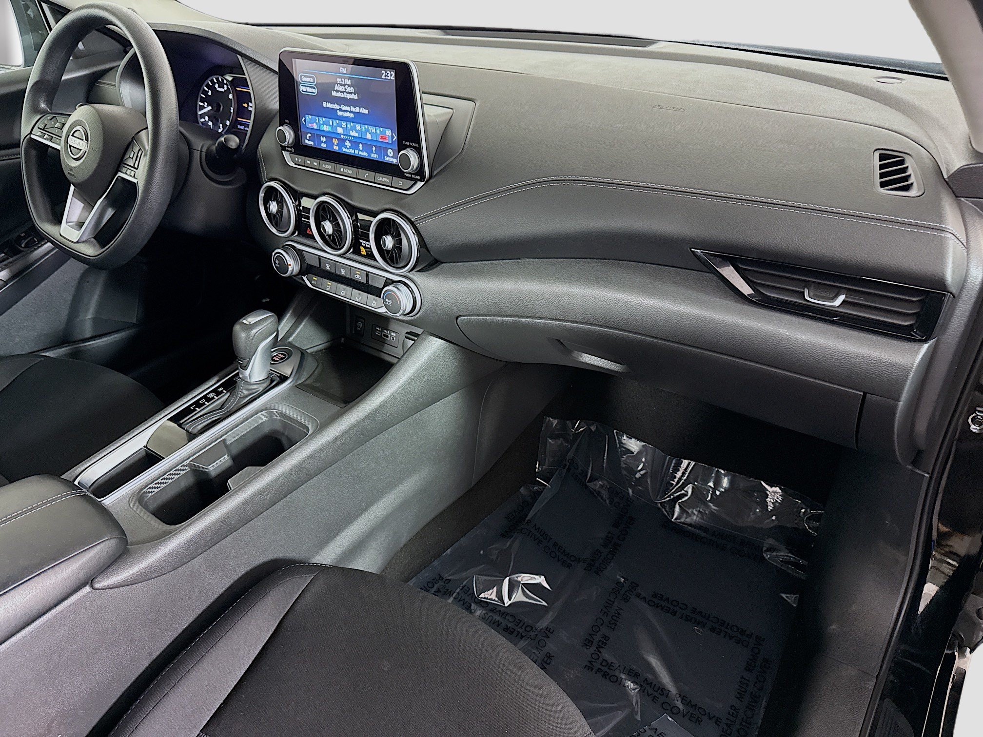 Used 2025 Nissan Sentra SV FWD image 30