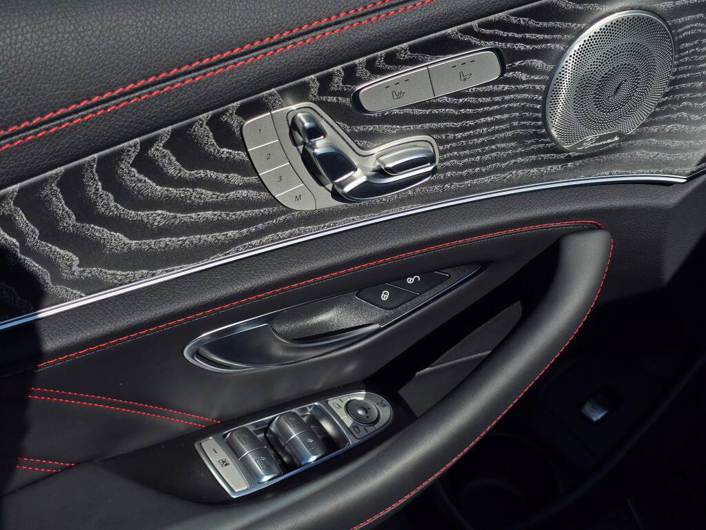 Used 2021 Mercedes-Benz E 53 AMG 4MATIC Sedan image 36