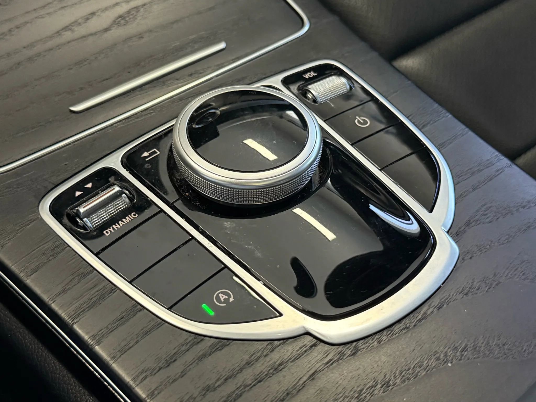 Used 2019 Mercedes-Benz C 300 4MATIC Sedan image 19