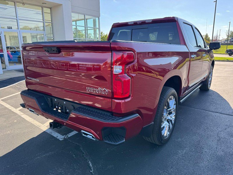 Used 2026 Chevrolet Silverado 1500 High Country AWD/4WD image 3