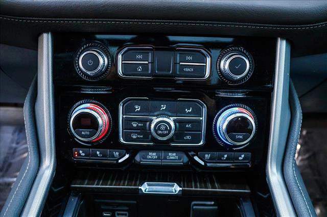 Used 2021 GMC Yukon Denali w/ Denali Ultimate Package image 21