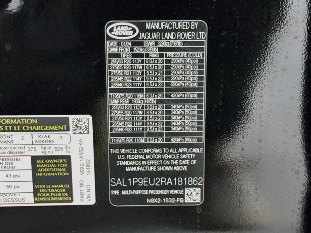 Used 2024 Land Rover Range Rover Sport SE AWD/4WD image 33