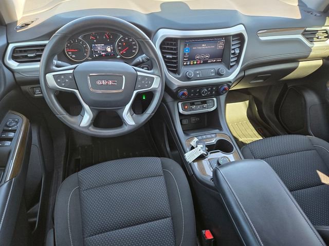 Used 2023 GMC Acadia SLE image 10