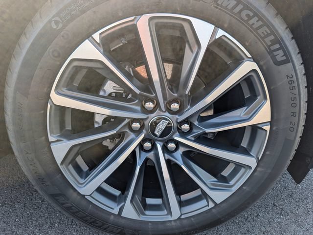 Used 2025 Cadillac Lyriq Sport w/ LPO, Floor Liner Package AWD/4WD image 9