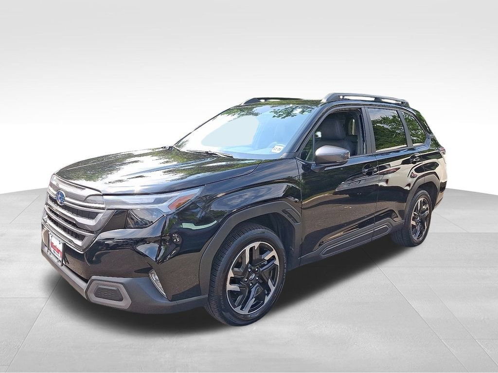 Used 2025 Subaru Forester Limited image 3