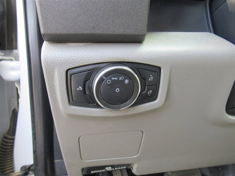 Used 2022 Ford F250 XL w/ STX Appearance Package AWD/4WD image 12