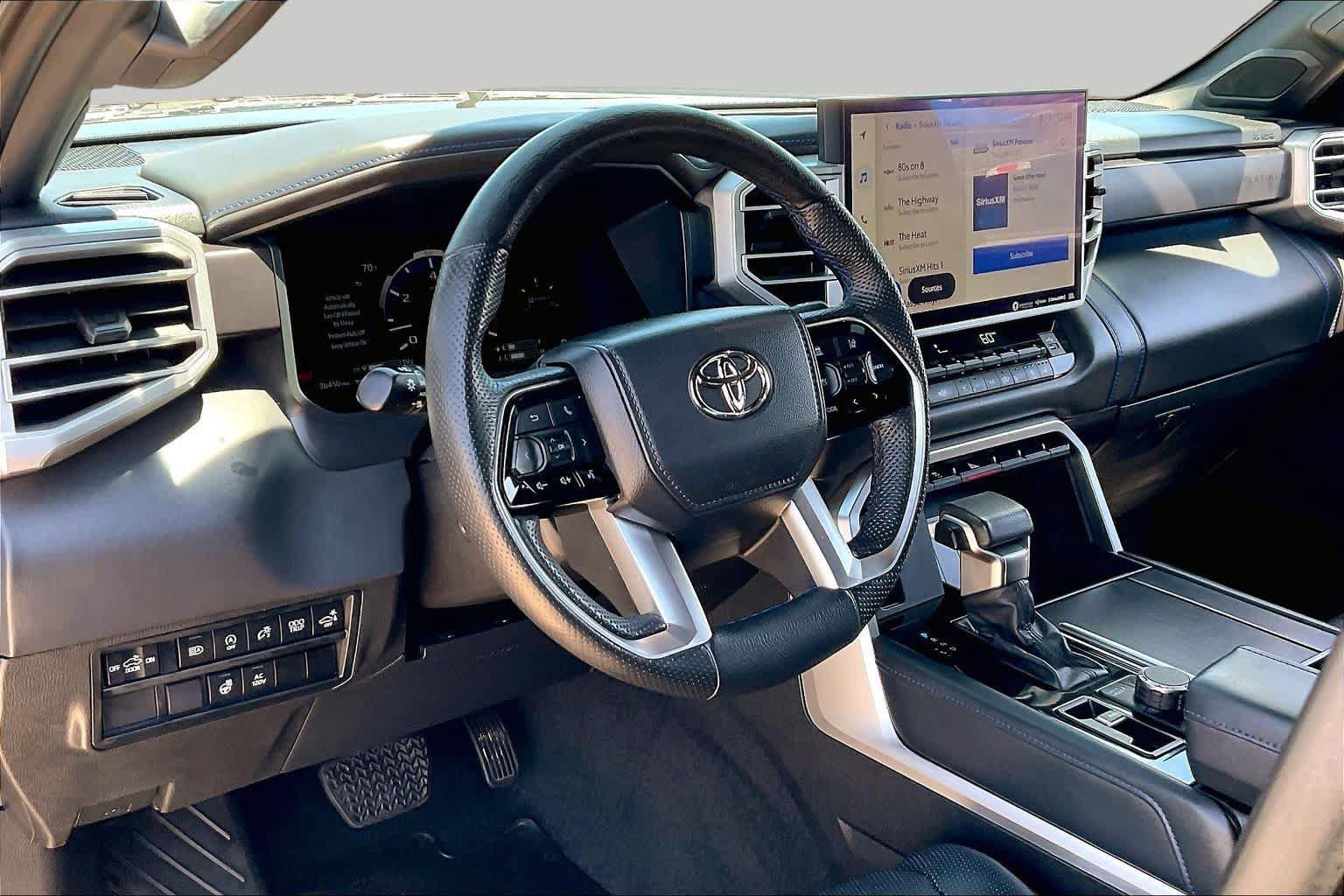 Used 2022 Toyota Tundra Platinum AWD/4WD image 18