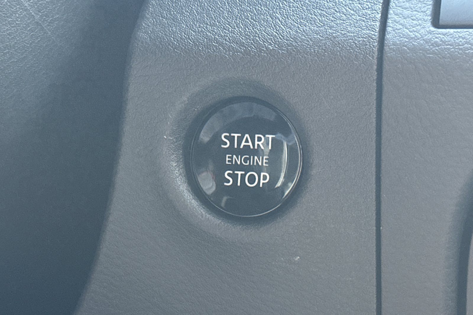 New 2026 Nissan Frontier PRO-4X w/ Pro-4x Convenience Package image 25