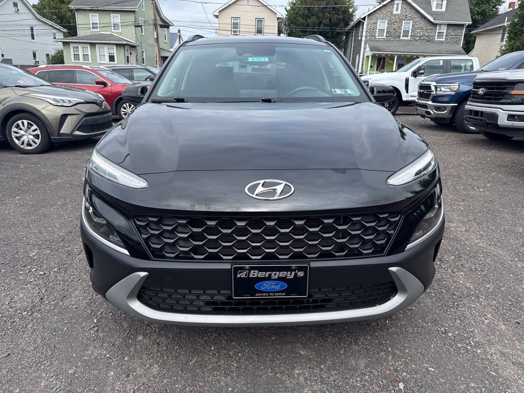Used 2022 Hyundai Kona SEL w/ Convenience Package AWD/4WD image 2
