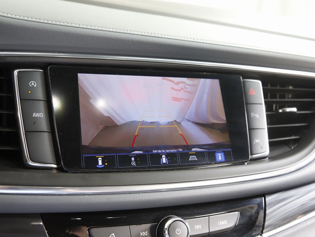 Used 2024 Buick Enclave Premium image 24