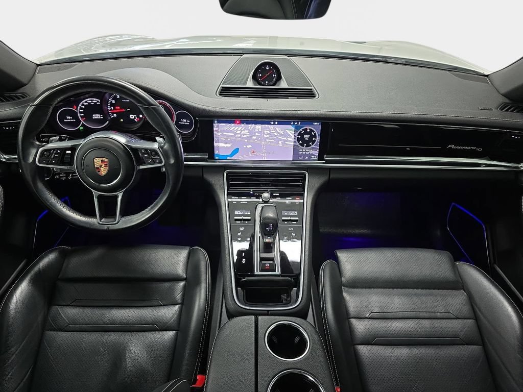 Used 2020 Porsche Panamera image 12