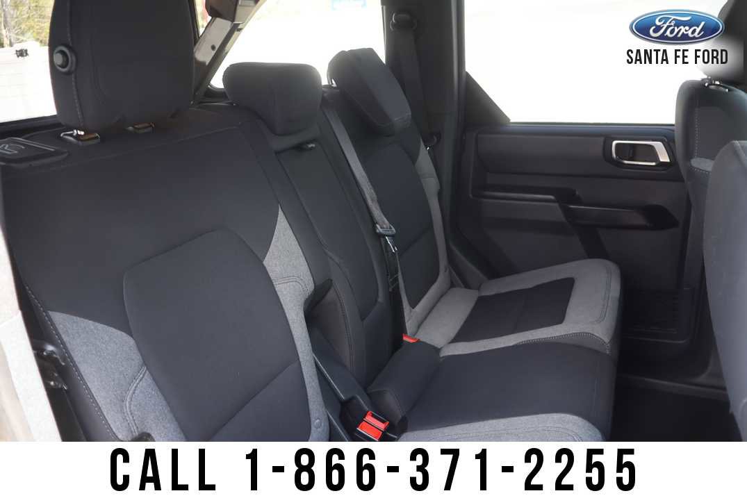 Used 2025 Ford Bronco Big Bend image 18