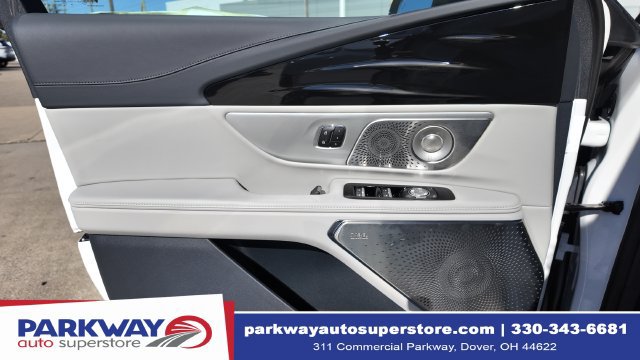 New 2026 Lincoln Nautilus Reserve AWD/4WD image 29