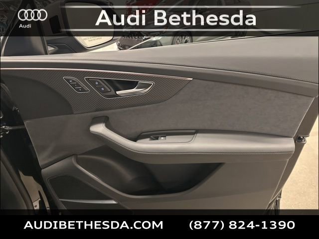 New 2026 Audi RS Q8 performance image 26