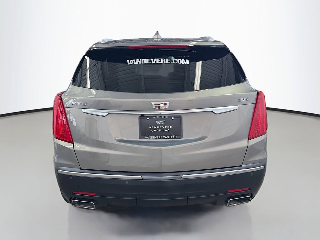 Used 2018 Cadillac XT5 FWD image 6