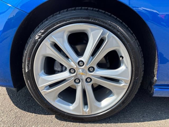 Used 2016 Chevrolet Cruze Premier FWD image 9