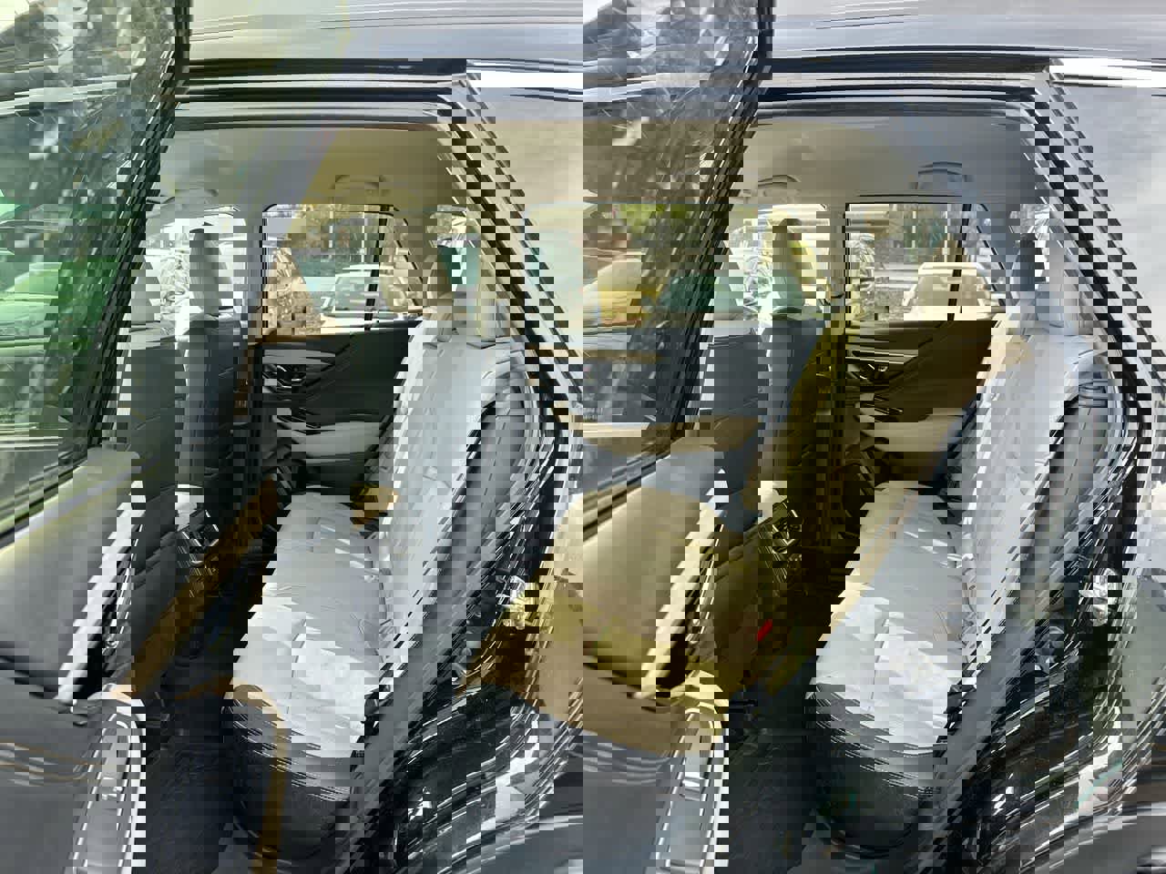 Used 2020 Subaru Outback Limited image 24