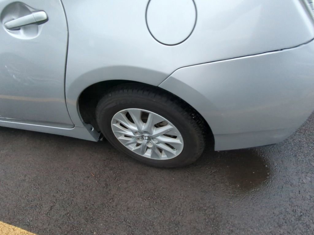 Used 2013 Toyota Prius Prime Plug-In Hybrid image 5