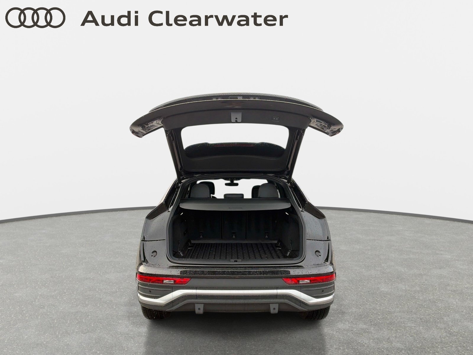 Certified 2023 Audi Q5 2.0T Premium Plus AWD/4WD image 10