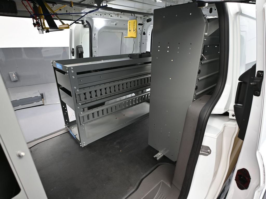 Used 2020 Ford Transit Connect XL image 33