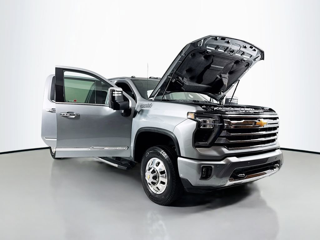 Used 2024 Chevrolet Silverado 3500 High Country w/ High Country Premium Package image 28